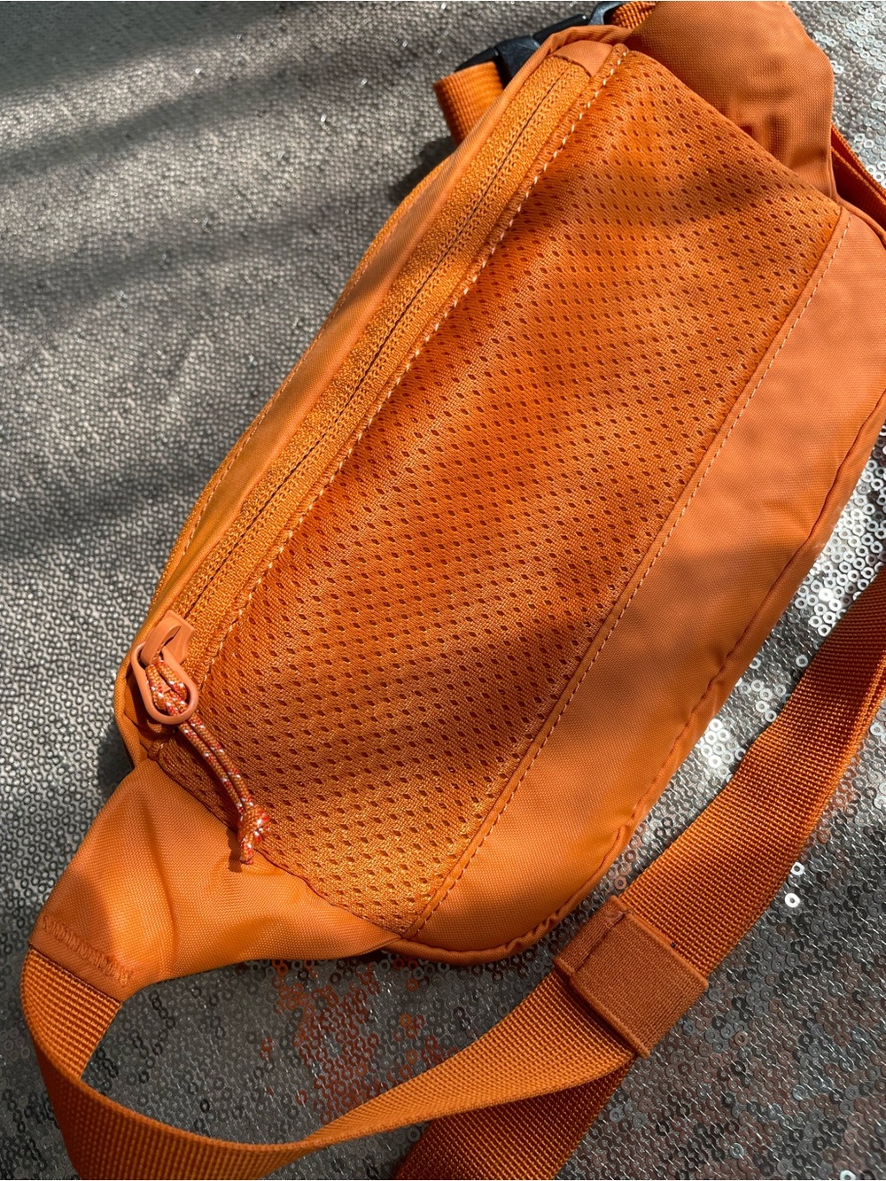 Swedish brand Fjallraven Orange High Coast Belt or Crossbody Bag - Picture 8 of 11